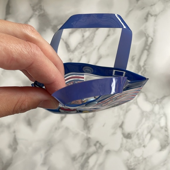 Bandai Sanrio Characters Mini Pouch Pool Beach Vinyl Bag  - Pochacco - Picture 4 of 4